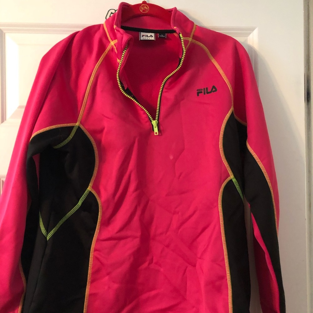 FILA quarter zip sweat shirt. Large.